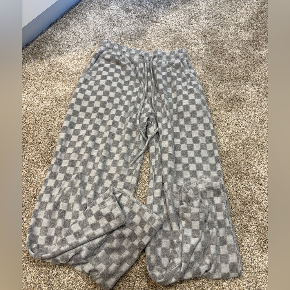 Chicidivas gray checkerboard sweat set size small - Picture 4 of 4